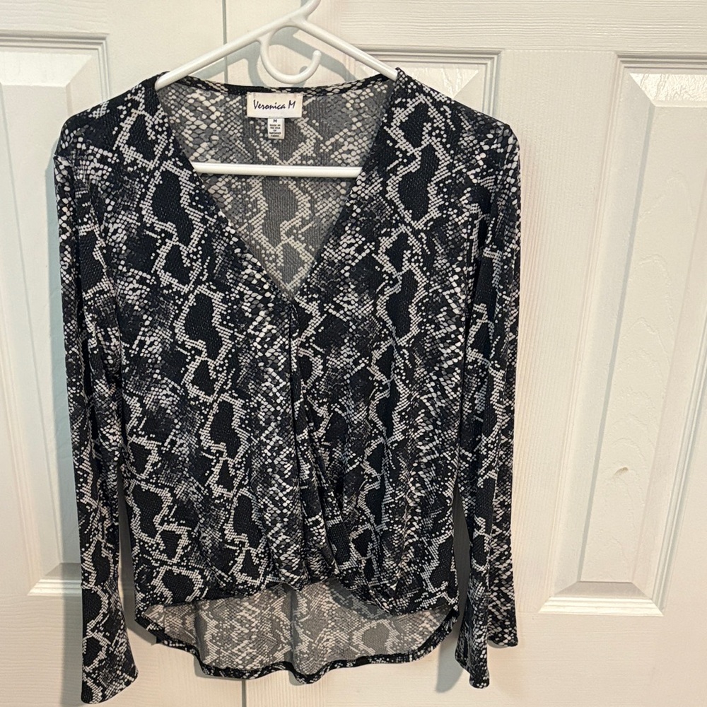 Veronica M Black and White Snake Print Women's Top